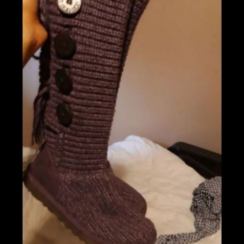 UGG KNIT BOOTS